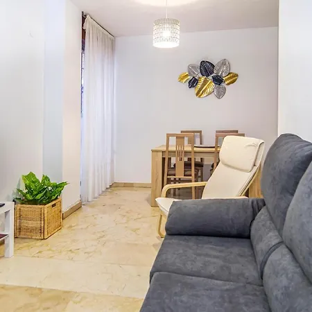 Beautiful In With Kitchenette *